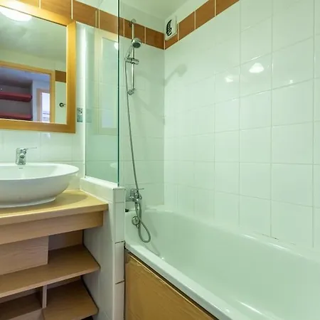 2p Renove Avec Balcon, Proche Commerces, Casier A Et Parking, Plagne 1800 - Fr-1-351-160 Lägenhet La Plagne-Tarentaise